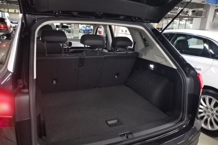 Used Volkswagen Tayron 2019 330TSI Two-Wheel Drive Luxury Model China VI Standard Trunk