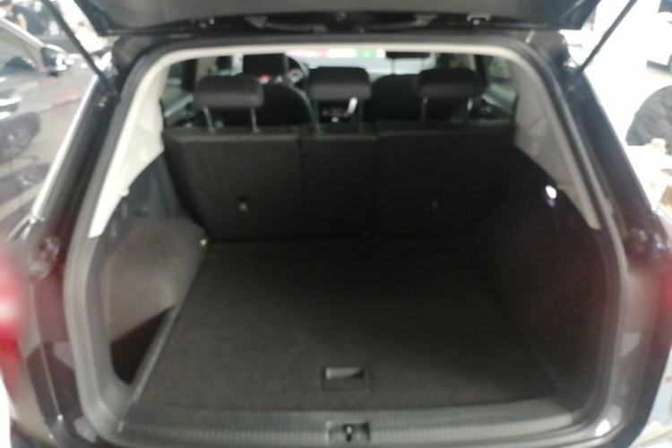 Used Volkswagen Tayron 2019 330TSI Two-Wheel Drive Luxury Model China VI Standard Trunk