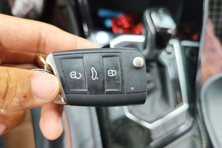 Used Volkswagen Tayron 2019 330TSI Two-Wheel Drive Luxury Model China VI Standard Vehicle Key