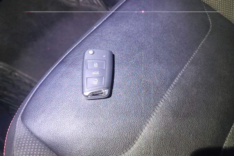 Used Volkswagen Tayron 2019 330TSI Two-Wheel Drive Luxury Model China VI Standard Vehicle Key