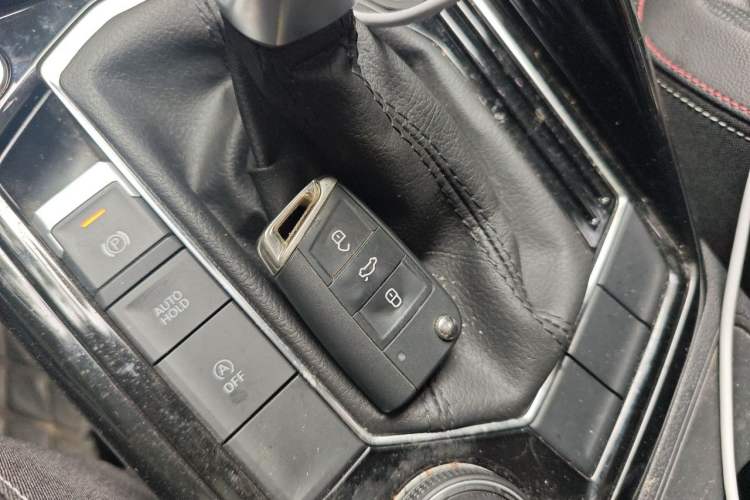 Used Volkswagen Tayron 2019 330TSI Four-Wheel Drive Luxury Version China VI Standard Vehicle Key
