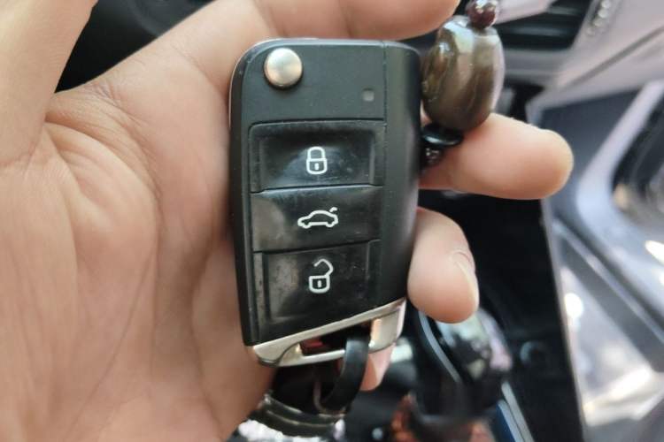 Used Volkswagen Tayron 2019 330TSI Two-Wheel Drive Luxury Model China VI Standard Vehicle Key