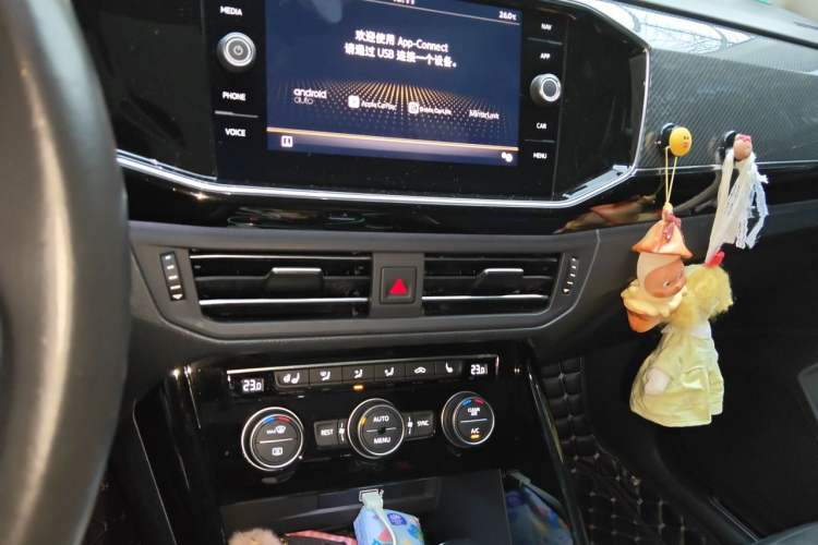 Used Volkswagen Tayron 2019 330TSI Two-Wheel-Drive Luxury Plus China V Standard Audio And AC Panel
