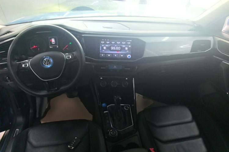 Used Volkswagen Tayron 2019 330TSI Four-Wheel Drive Luxury Version China V Standard Center Console