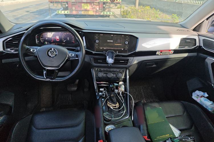 Used Volkswagen Tayron 2019 330TSI Four-Wheel Drive Luxury Version China VI Standard Center Console