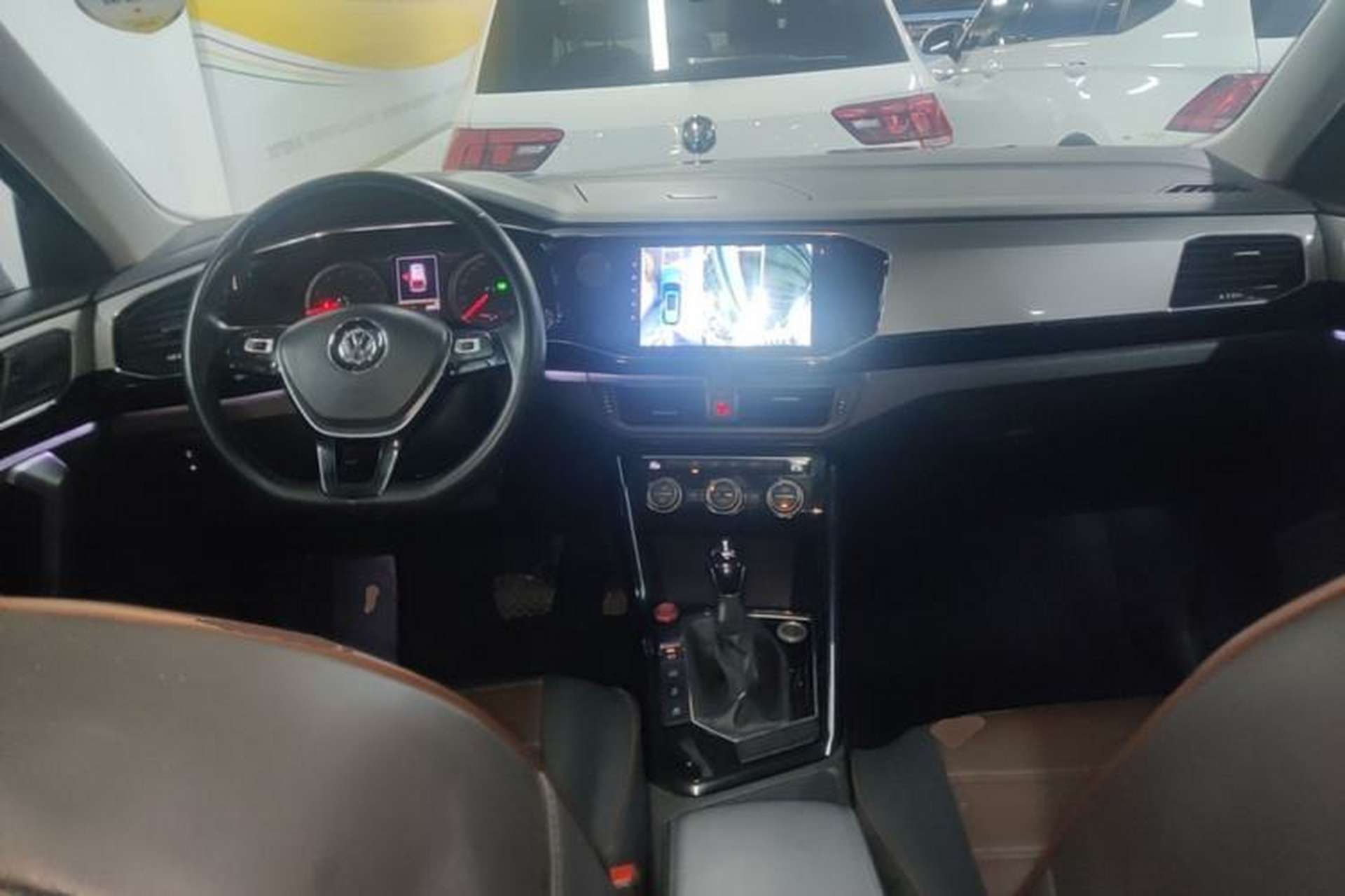 Used Volkswagen Tayron 2019 330TSI Two-Wheel Drive Luxury Model China VI Standard Center Console