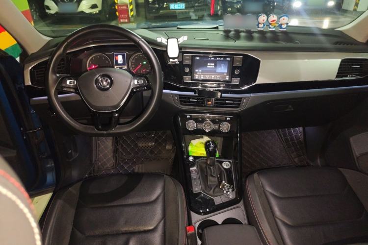 Used Volkswagen Tayron 2019 330TSI Two-Wheel Drive Luxury Model China VI Standard Center Console
