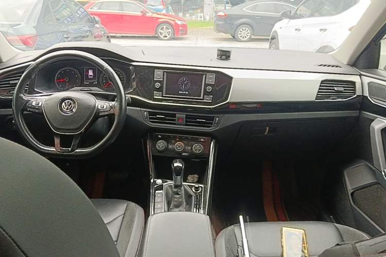 Used Volkswagen Tayron 2019 330TSI Two-Wheel Drive Luxury Model China VI Standard Center Console