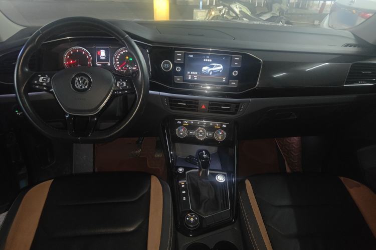 Used Volkswagen Tayron 2019 330TSI Four-Wheel Drive Luxury Version China V Standard Center Console