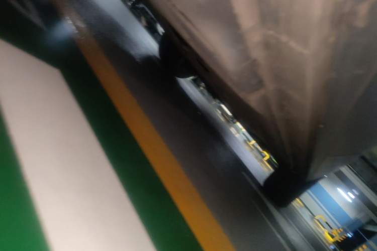 Used Volkswagen Tayron 2019 330TSI Two-Wheel-Drive Luxury Version China V Emission Standard Chassis Rear Right