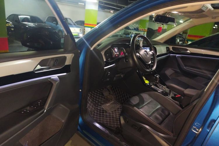 Used Volkswagen Tayron 2019 330TSI Two-Wheel Drive Luxury Model China VI Standard Driver Seat