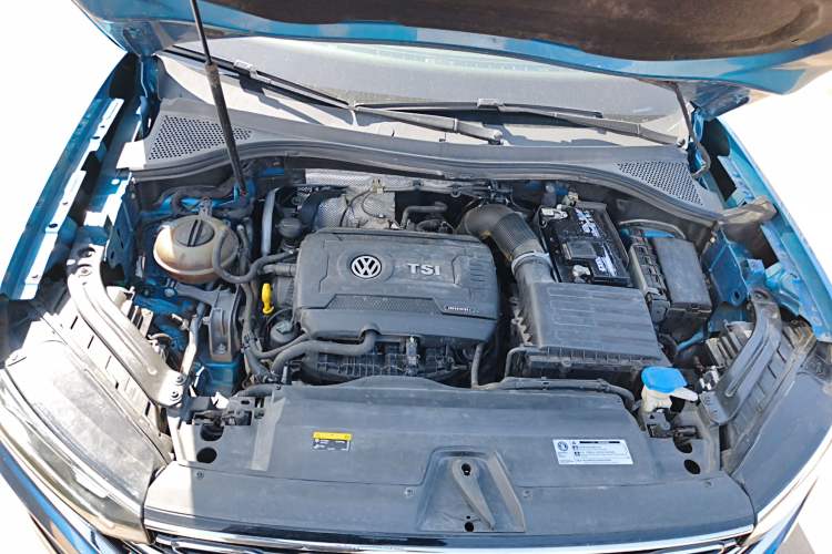 Used Volkswagen Tayron 2019 380TSI Four-Wheel Drive Prestige Model China VI Standard Engine Bay