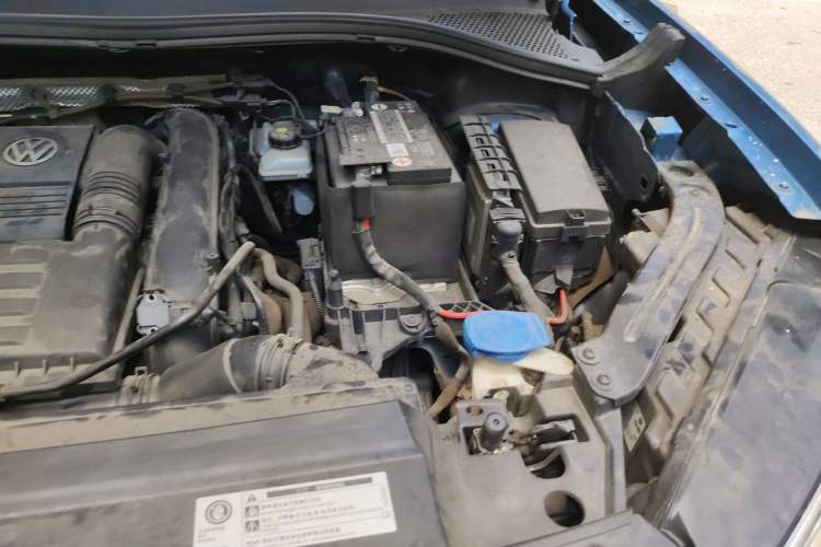 Used Volkswagen Tayron 2019 Teramont Edition 280TSI Two-Wheel Drive Luxury Model China VI Standard Engine Bay Left