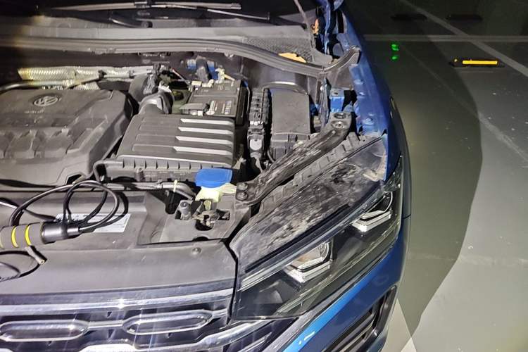 Used Volkswagen Tayron 2019 330TSI Two-Wheel Drive Luxury Model China VI Standard Engine Bay Left