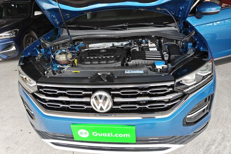 Used Volkswagen Tayron 2019 330TSI Two-Wheel Drive Luxury Model China VI Standard Engine Bay