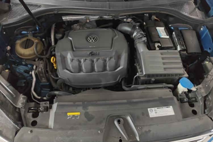 Used Volkswagen Tayron 2019 330TSI Two-Wheel-Drive Luxury Version China V Emission Standard Engine Bay