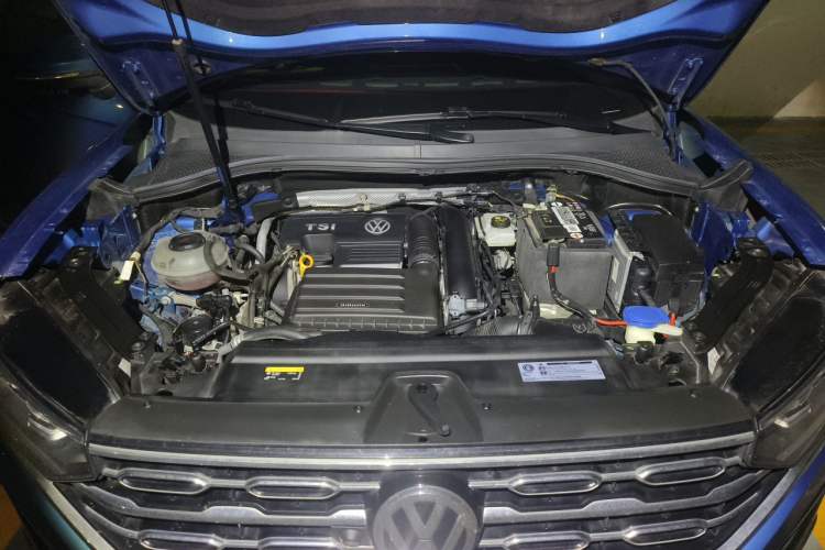Used Volkswagen Tayron 2019 Teramont Edition 280TSI Two-Wheel Drive Luxury Model China VI Standard Engine Bay