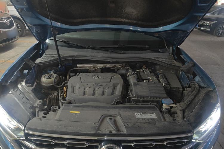 Used Volkswagen Tayron 2019 330TSI Four-Wheel Drive Luxury Version China V Standard Engine Bay