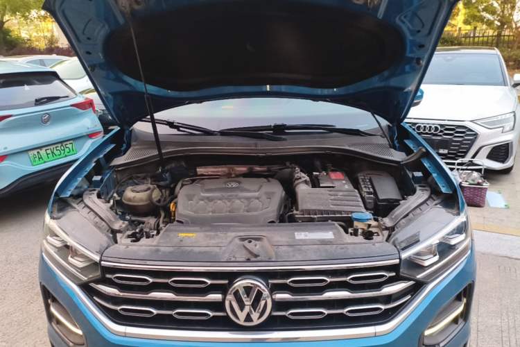 Used Volkswagen Tayron 2019 330TSI Two-Wheel-Drive Luxury Plus China VI Standard Engine Bay