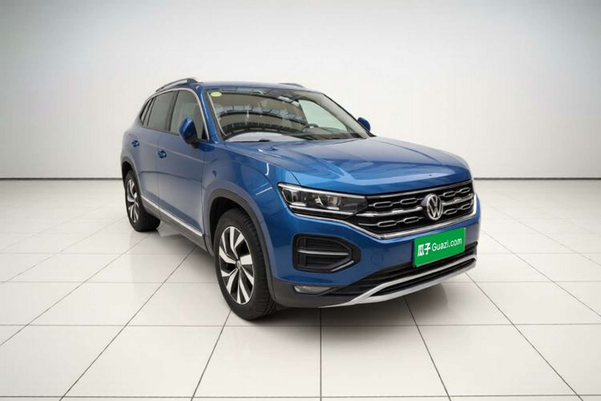 Used Volkswagen Tayron 2019 330TSI Two-Wheel-Drive Luxury Version China V Emission Standard Exterior 2