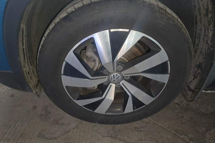 Used Volkswagen Tayron 2019 330TSI Four-Wheel Drive Luxury Version China V Standard Exterior 4