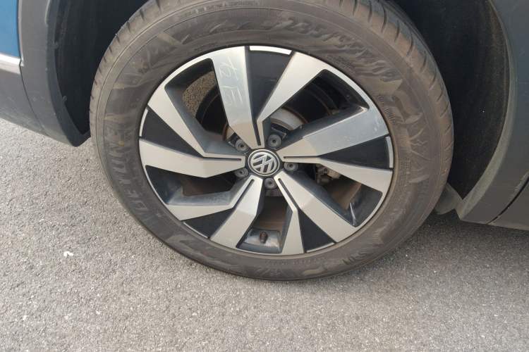 Used Volkswagen Tayron 2019 330TSI Two-Wheel Drive Luxury Model China VI Standard Exterior 5