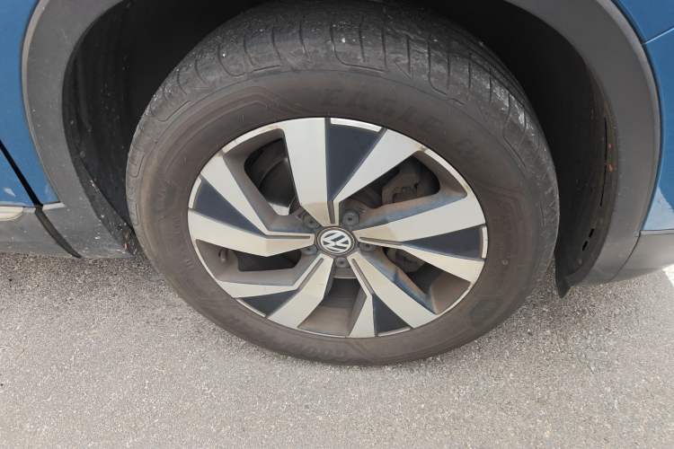 Used Volkswagen Tayron 2019 330TSI Two-Wheel-Drive Luxury Version China V Emission Standard Exterior 7