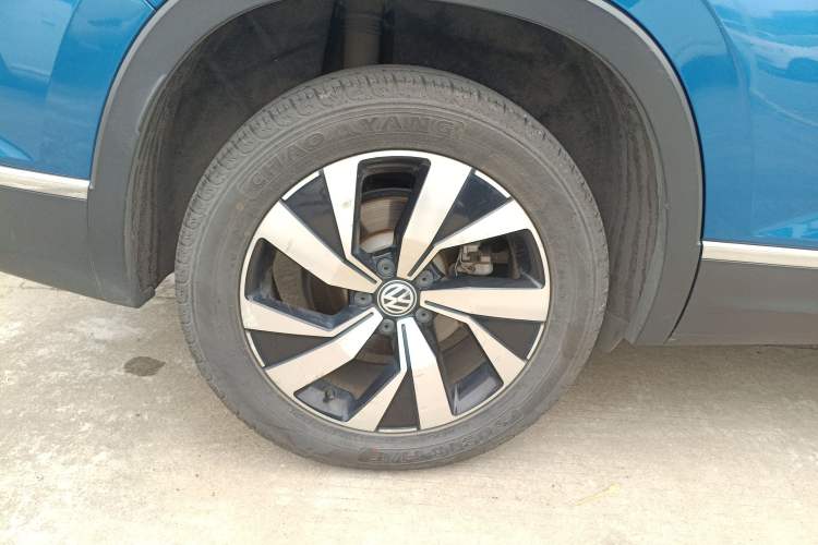 Used Volkswagen Tayron 2019 330TSI Two-Wheel Drive Luxury Model China VI Standard Exterior 8