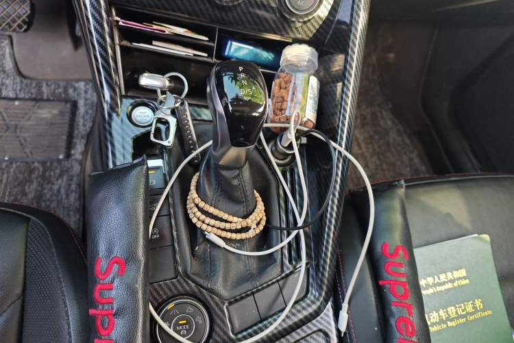 Used Volkswagen Tayron 2019 330TSI Four-Wheel Drive Luxury Version China VI Standard Gear Lever