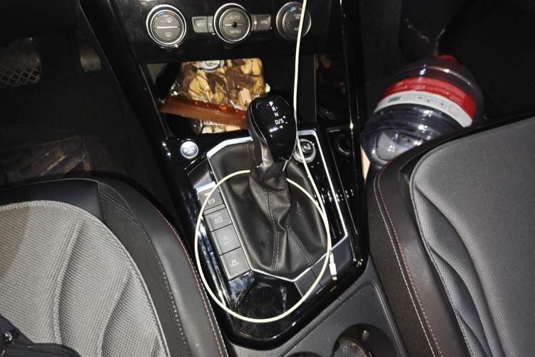 Used Volkswagen Tayron 2019 330TSI Two-Wheel Drive Luxury Model China VI Standard Gear Lever