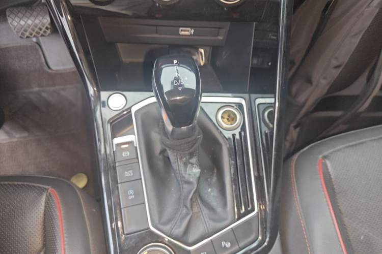 Used Volkswagen Tayron 2019 380TSI Four-Wheel Drive Flagship Version China V Standard Gear Lever