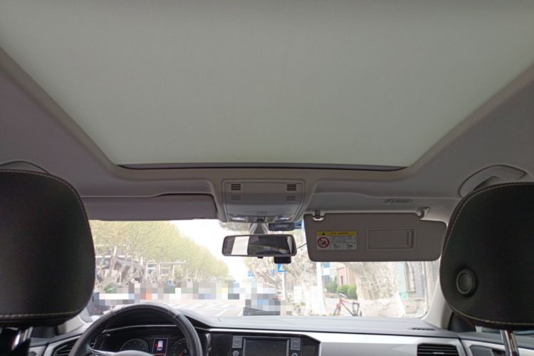 Used Volkswagen Tayron 2019 330TSI Two-Wheel Drive Luxury Model China VI Standard Headliner