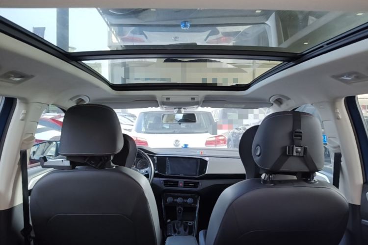 Used Volkswagen Tayron 2019 330TSI Two-Wheel Drive Luxury Model China VI Standard Headliner