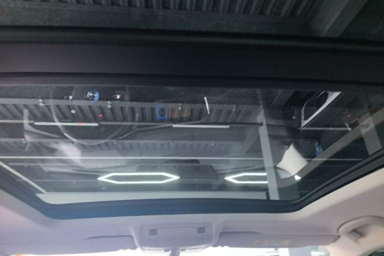 Used Volkswagen Tayron 2019 330TSI Four-Wheel Drive Luxury Version China V Standard Headliner
