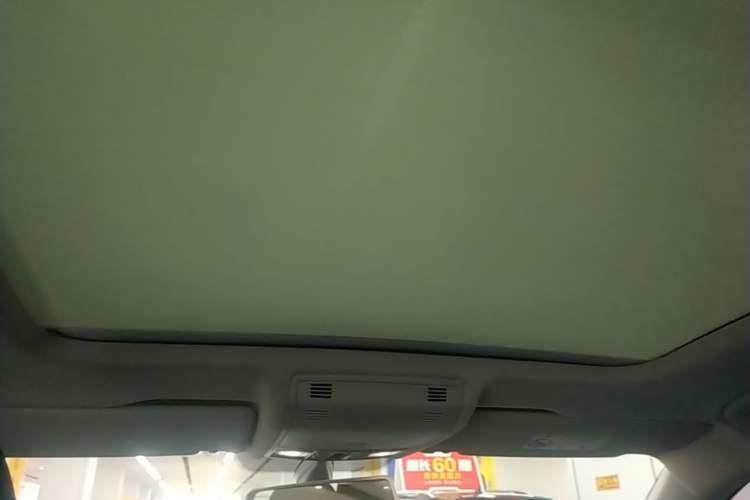 Used Volkswagen Tayron 2019 330TSI Two-Wheel-Drive Luxury Version China V Emission Standard Headliner