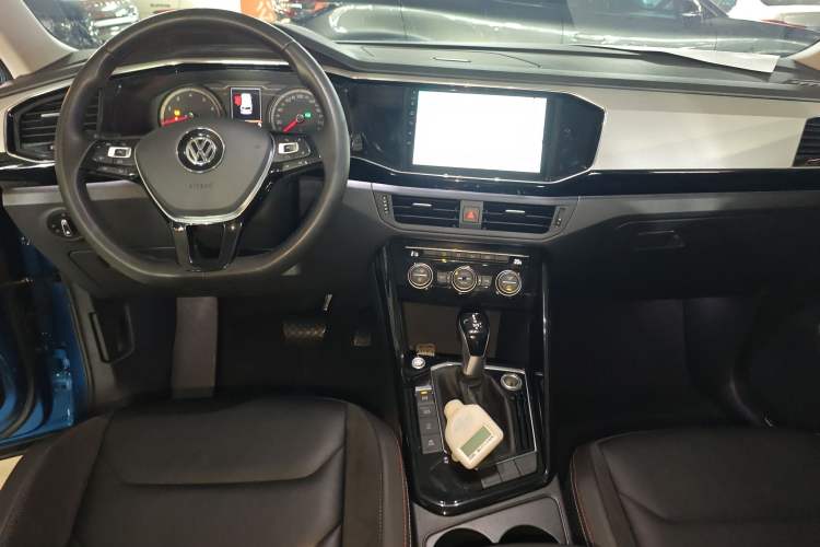 Used Volkswagen Tayron 2019 330TSI Two-Wheel-Drive Luxury Version China V Emission Standard Interior 2