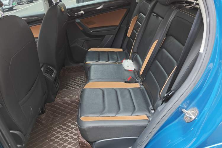 Used Volkswagen Tayron 2019 330TSI Two-Wheel-Drive Luxury Version China V Emission Standard Interior 4