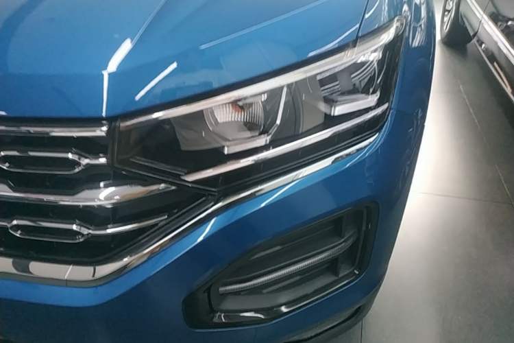 Used Volkswagen Tayron 2019 330TSI Two-Wheel-Drive Luxury Version China V Emission Standard Left Front Headlight