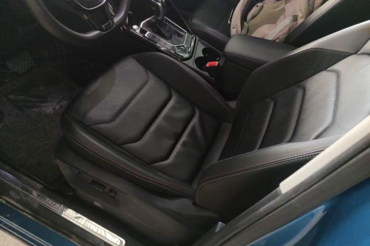 Used Volkswagen Tayron 2019 Teramont Edition 280TSI Two-Wheel Drive Luxury Model China VI Standard Left Front Seat