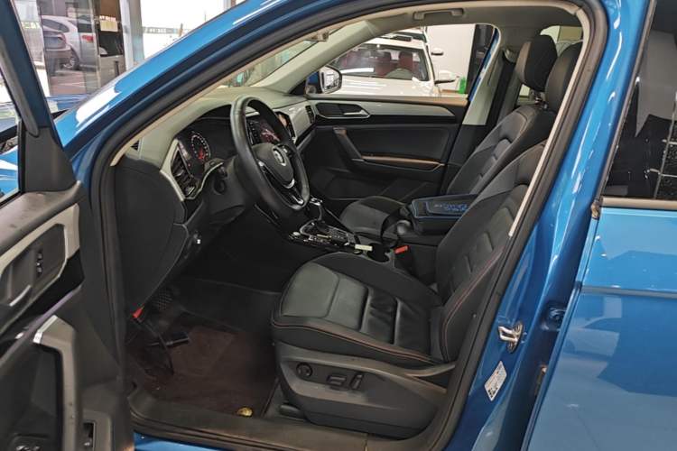 Used Volkswagen Tayron 2019 330TSI Two-Wheel-Drive Luxury Version China V Emission Standard Left Front Seat