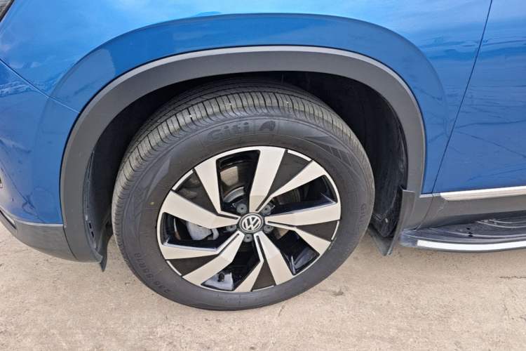 Used Volkswagen Tayron 2019 330TSI Two-Wheel Drive Luxury Model China VI Standard Left Front Wheel Hub