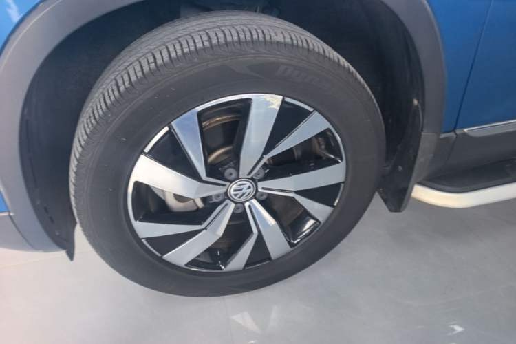 Used Volkswagen Tayron 2019 330TSI Four-Wheel Drive Luxury Version China V Standard Left Front Wheel Hub