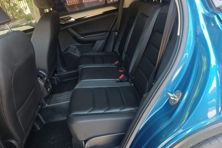 Used Volkswagen Tayron 2019 330TSI Two-Wheel-Drive Luxury Version China V Emission Standard Left Rear Seat