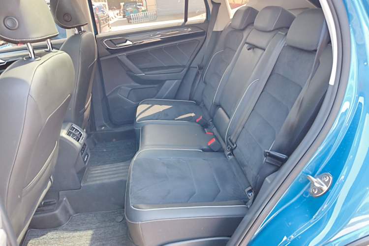 Used Volkswagen Tayron 2019 380TSI Four-Wheel Drive Prestige Model China VI Standard Left Rear Seat