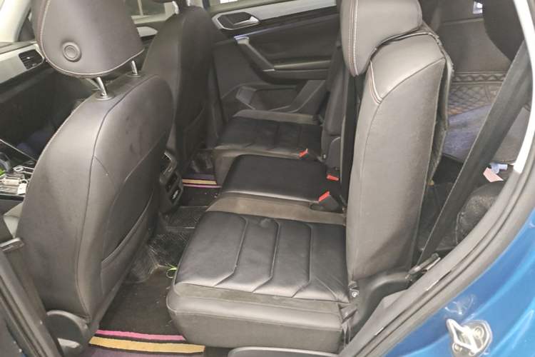 Used Volkswagen Tayron 2019 330TSI Two-Wheel-Drive Luxury Version China V Emission Standard Left Rear Seat