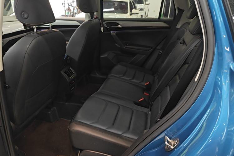 Used Volkswagen Tayron 2019 330TSI Two-Wheel-Drive Luxury Version China V Emission Standard Left Rear Seat