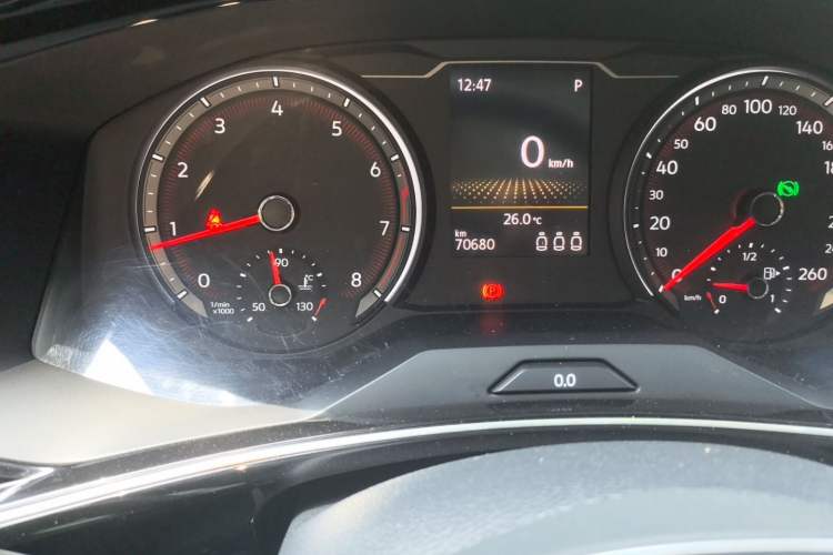Used Volkswagen Tayron 2019 330TSI Two-Wheel-Drive Luxury Version China V Emission Standard Odometer Close Up