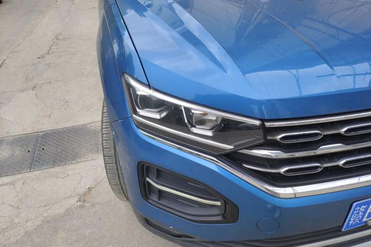Used Volkswagen Tayron 2019 330TSI Two-Wheel-Drive Luxury Version China V Emission Standard Right Front Headlight