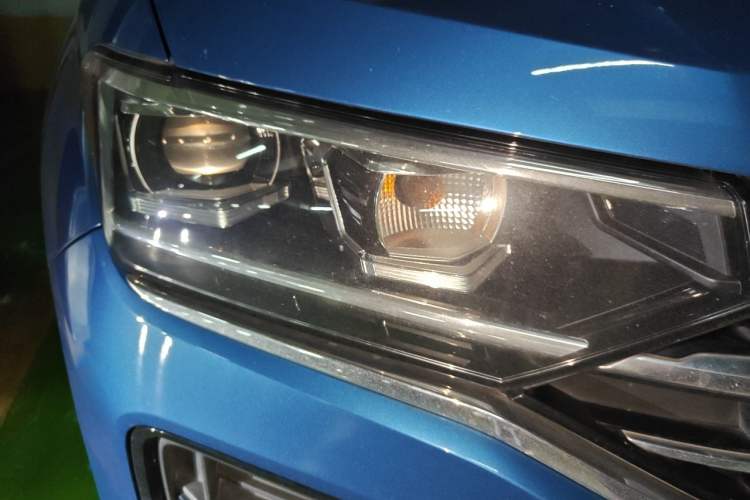 Used Volkswagen Tayron 2019 330TSI Two-Wheel Drive Luxury Model China VI Standard Right Front Headlight