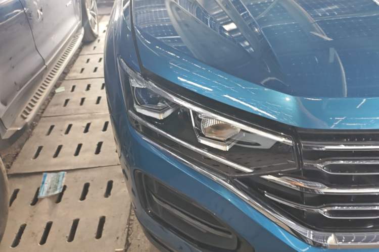 Used Volkswagen Tayron 2019 330TSI Two-Wheel Drive Luxury Model China VI Standard Right Front Headlight